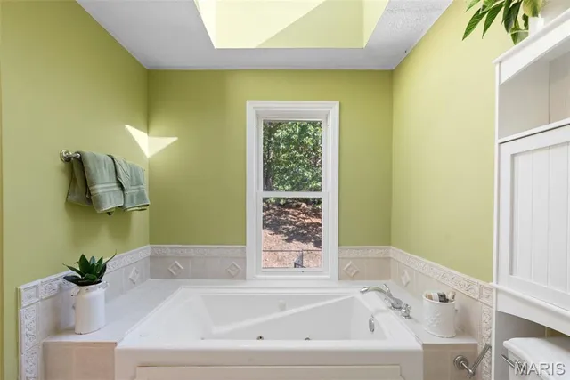 $675,000 | 1102 Lakeview Drive, Pacific, MO 63069