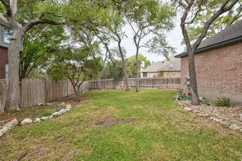 $3,100 | 3704 Runnels Court, Austin, TX 78732
