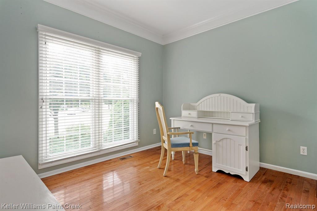 1704 Devonwood Drive Rochester Hills, MI 48306 - Photo 19 of 38