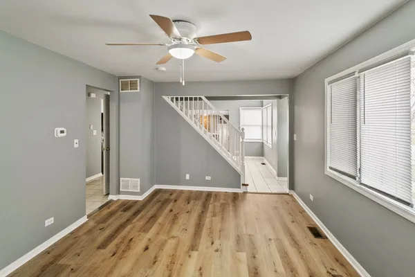 $2,600 | 14500 Sawyer Avenue, Midlothian, IL 60445