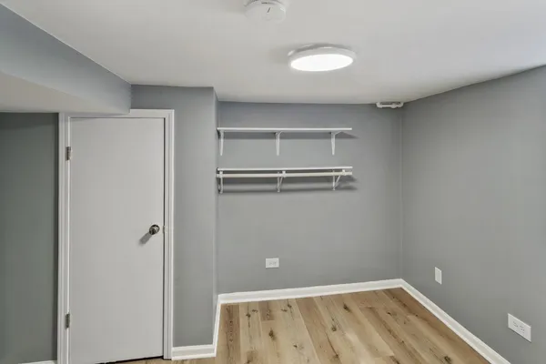 $2,600 | 14500 Sawyer Avenue, Midlothian, IL 60445