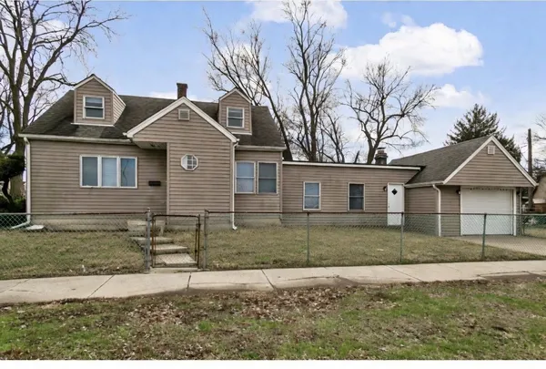 $2,600 | 14500 Sawyer Avenue, Midlothian, IL 60445