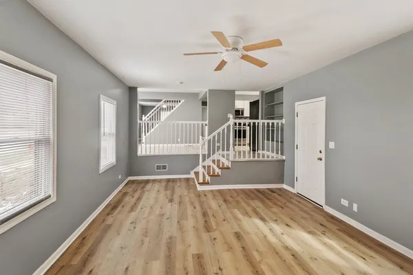 $2,600 | 14500 Sawyer Avenue, Midlothian, IL 60445