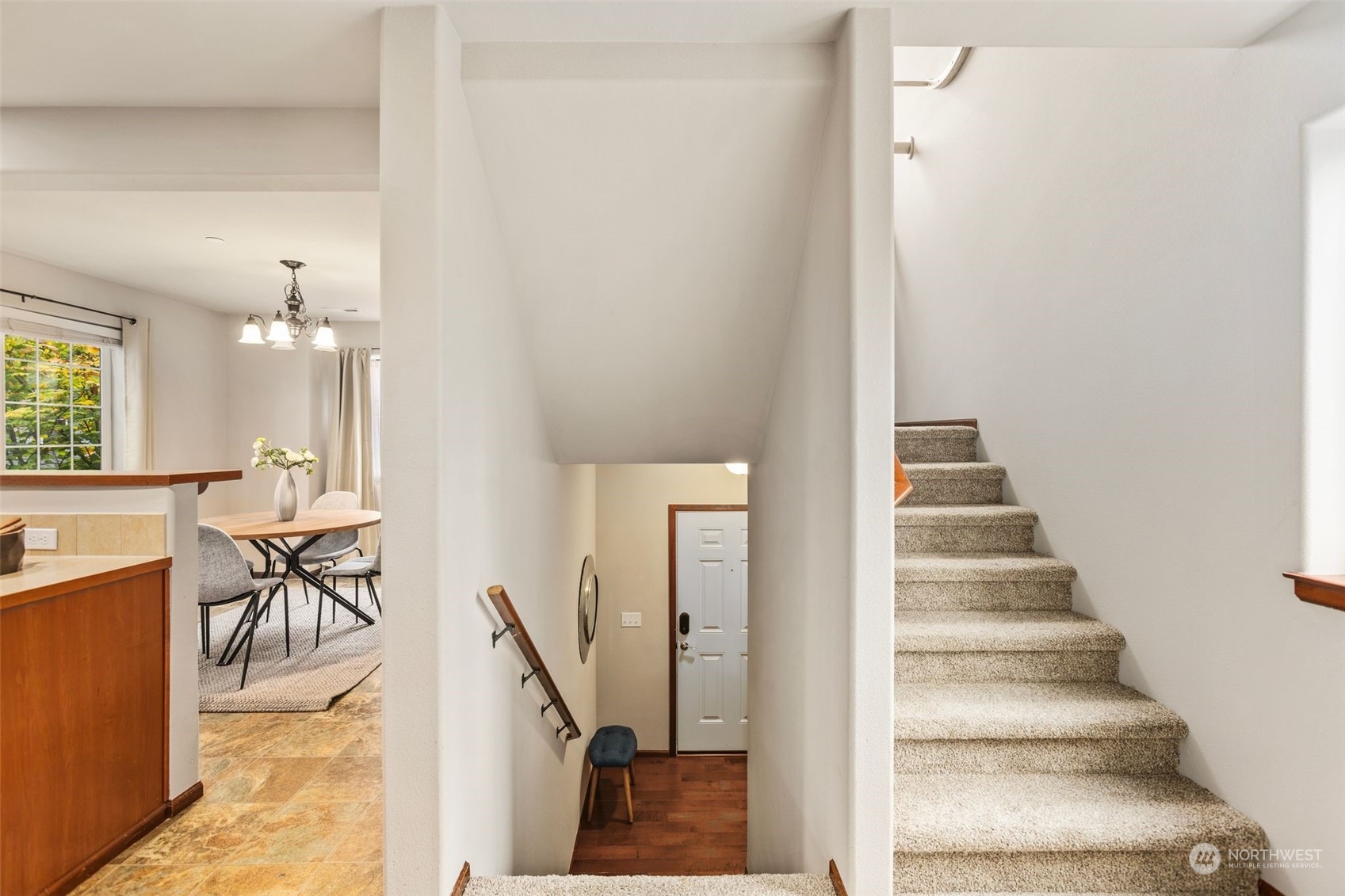 2719 129th Street Southwest Everett, WA 98204 - Photo 3 of 36