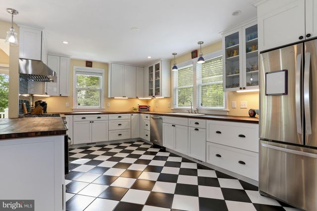 $1,255,000 | 2625 North Potomac Street, Arlington, VA 22207