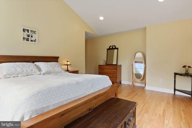 $1,255,000 | 2625 North Potomac Street, Arlington, VA 22207