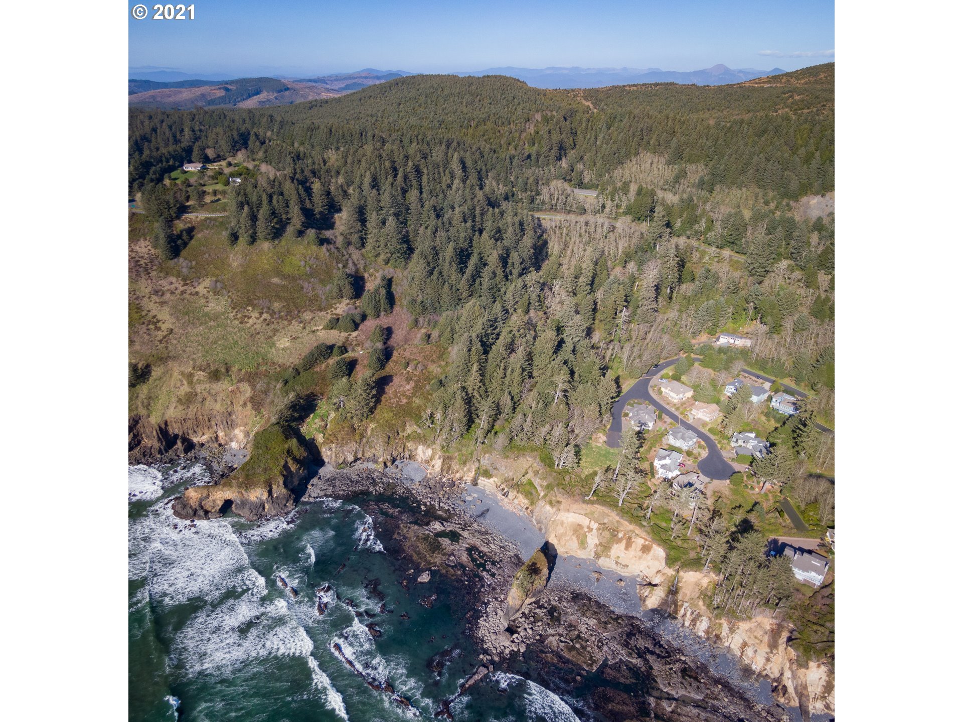 Otter Crest Loop, Unit 401 Depoe Bay, OR 97341 - Photo 5 of 7 a view of a city