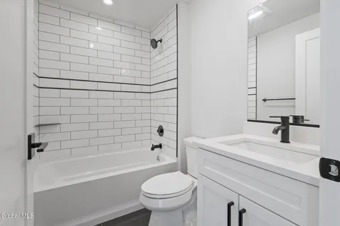 $813,800 | 18 Footpath Way, Lake George, NY 12845