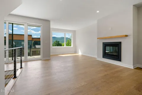 $813,800 | 18 Footpath Way, Lake George, NY 12845