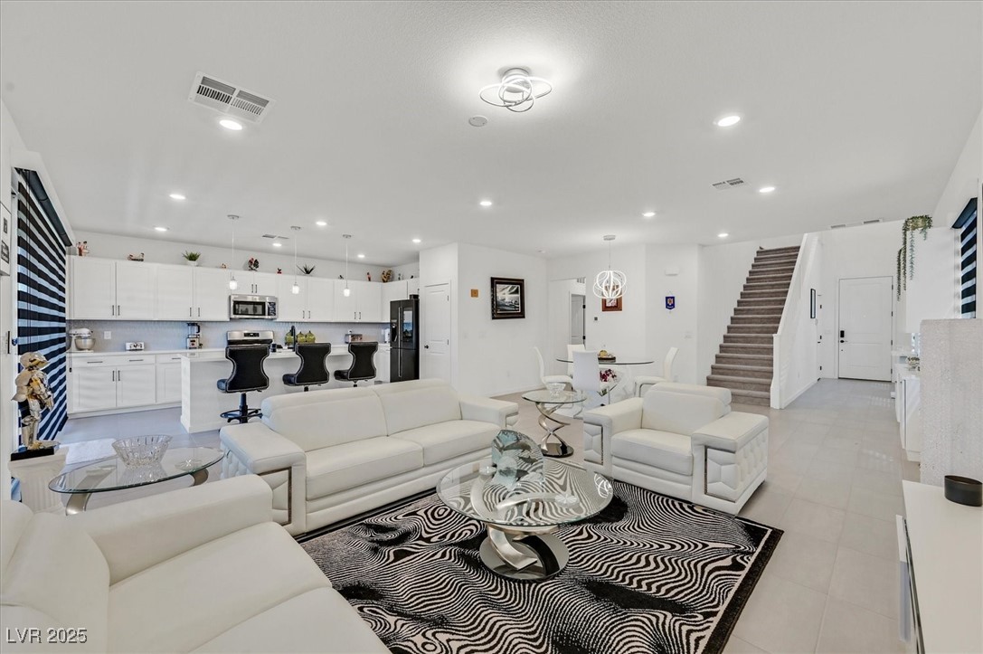 2933 Little Current Road North Las Vegas, NV 89086 - Photo 2 of 35