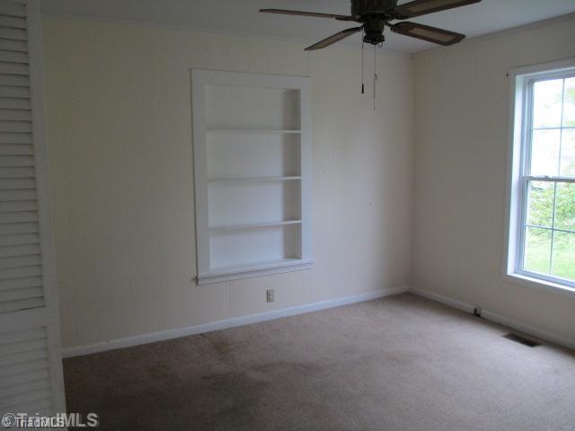2004 Logan Street High Point, NC 27263 - Photo 10 of 13 Interior Space/Layout.