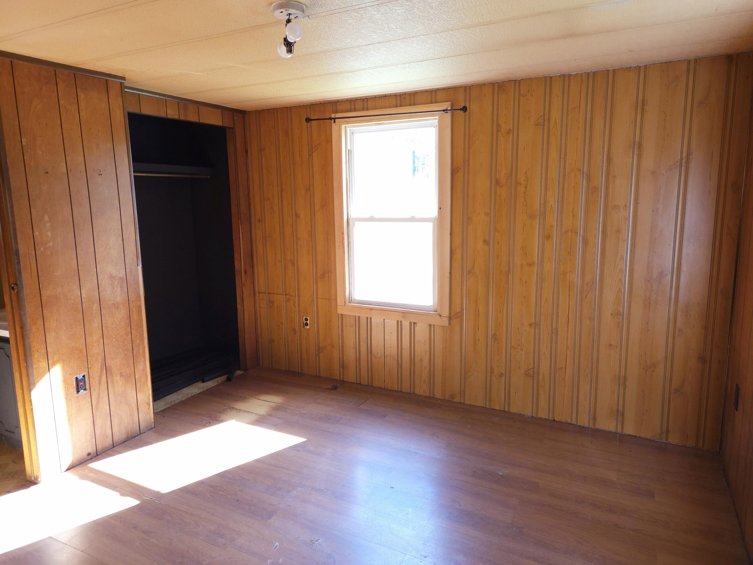 537 Eastern Avenue Augusta, ME 04330 - Photo 11 of 22 Bedroom #1