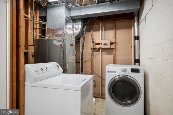$3,400 | 813 Delafield Street Northeast, Washington, DC 20017