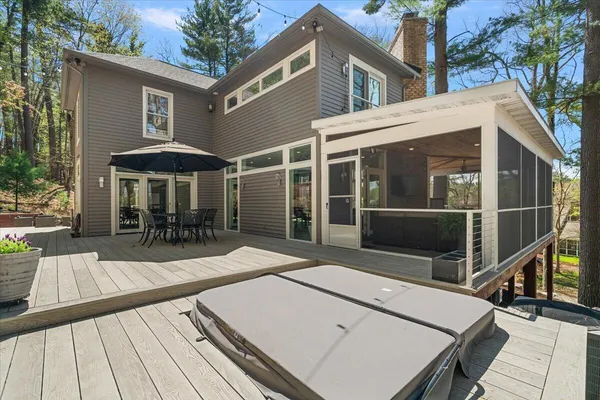 $950,000 | 1840 Timber Trail Drive Southeast, Ada, MI 49301