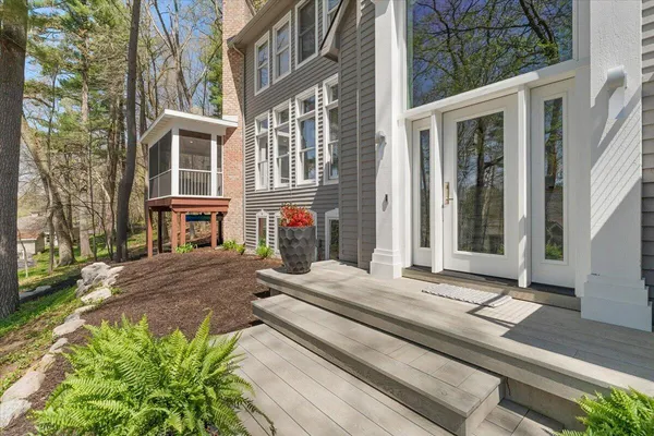 $950,000 | 1840 Timber Trail Drive Southeast, Ada, MI 49301