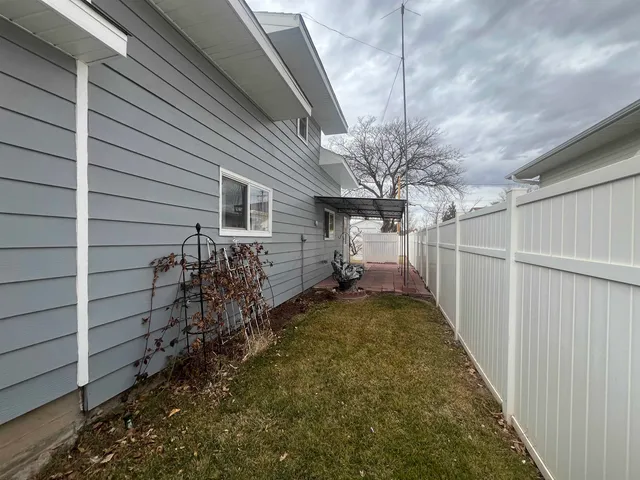 $309,900 | 121 East Laramie Street, Guernsey, WY 82214
