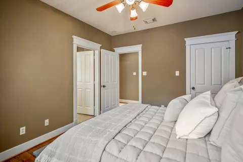 $435,000 | 905 West 23rd Street, Houston, TX 77008