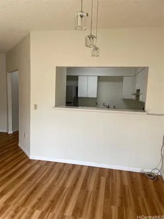 $2,500 | 95-1044 ʻĀinamakua Drive, Unit F, Mililani, HI 96789