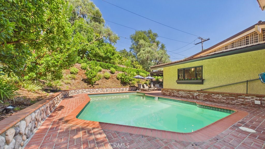 340 Toyon Road Sierra Madre, CA 91024 - Photo 51 of 60