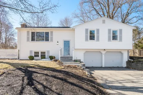 $625,000 | 97 Paquin Drive, Marlborough, MA 01752