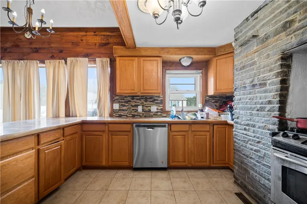 $429,900 | 9 Bye Street, North Providence, RI 02911