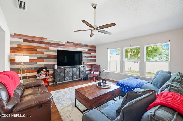 $415,000 | 7603 Sunnydale Lane, Jacksonville, FL 32256