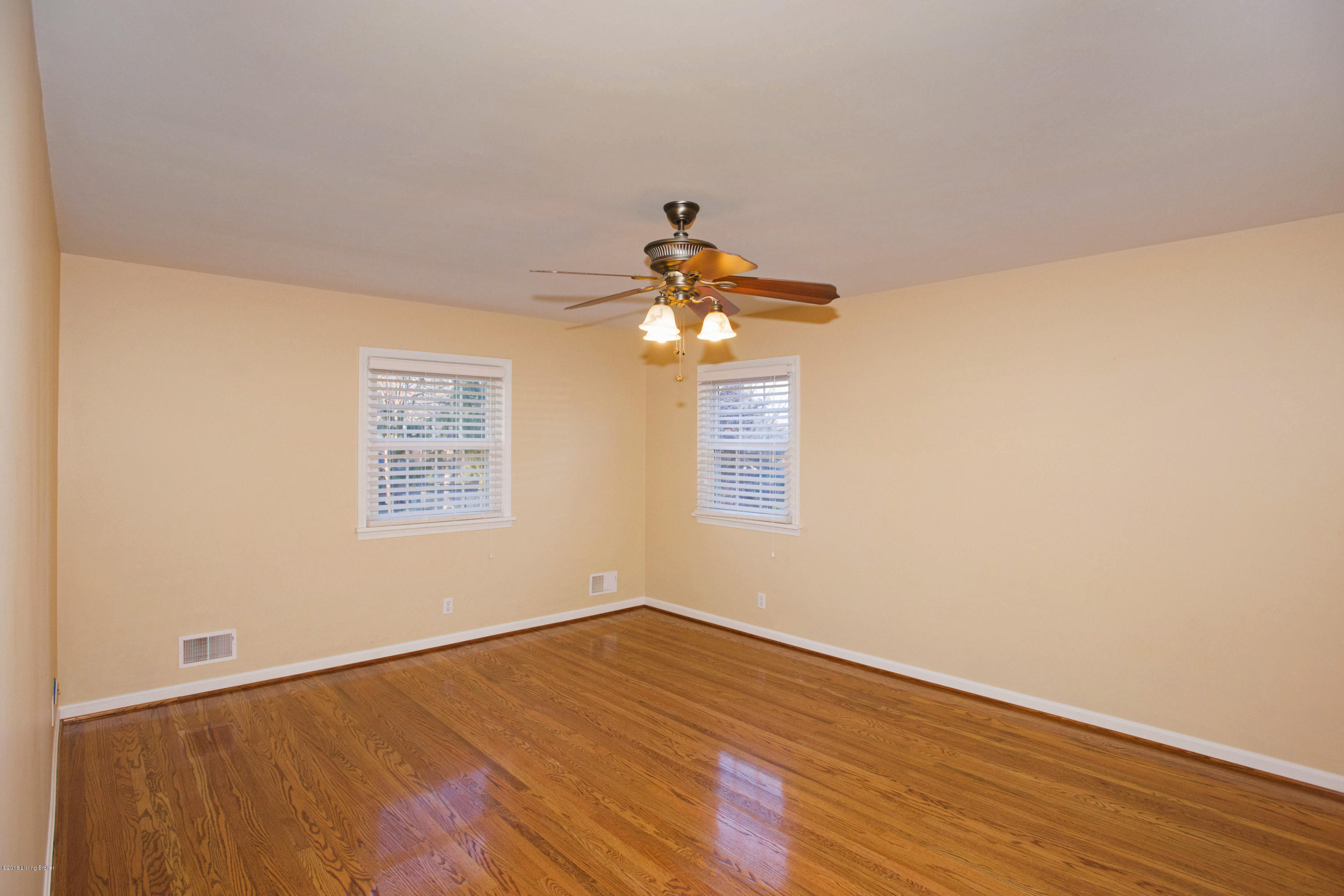 401 Colonel Way Pewee Valley, KY 40056 - Photo 17 of 35 Master Bedroom