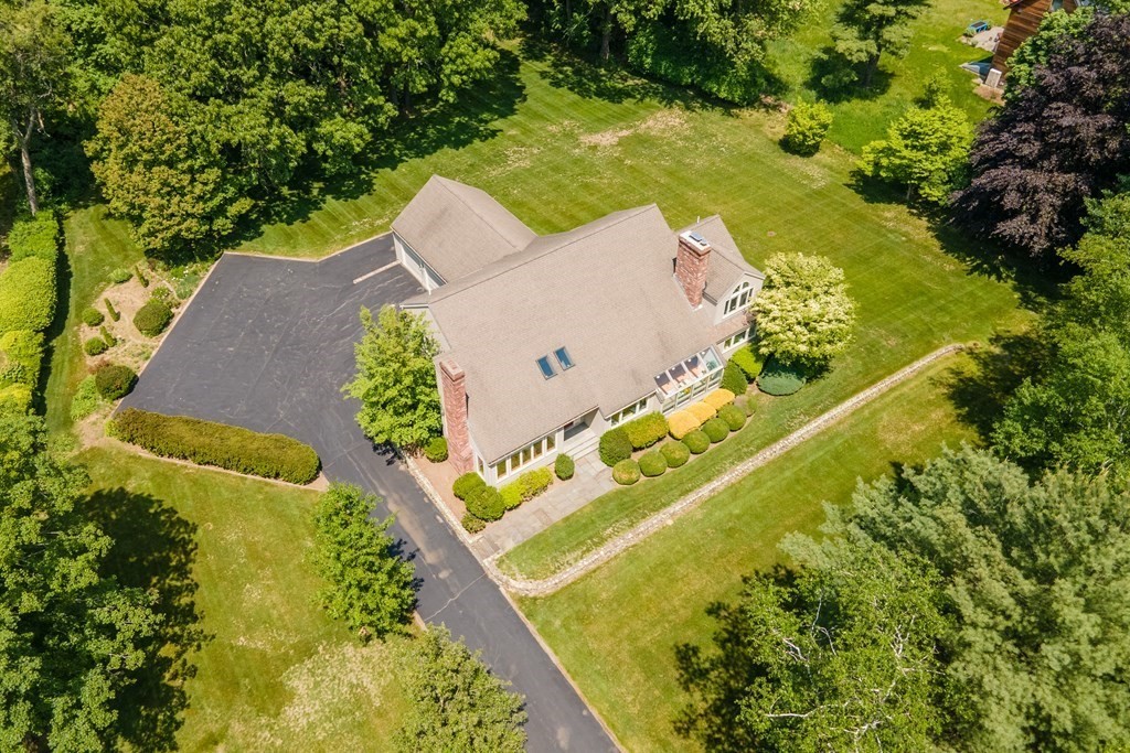 11 Farrar Road Lincoln, MA 01773 - Photo 35 of 37 an aerial view of a residential houses with outdoor space