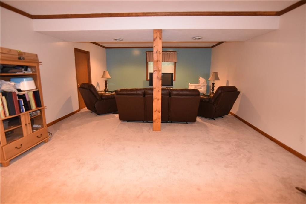 4415 River Road Columbus, IN 47203 - Photo 12 of 35