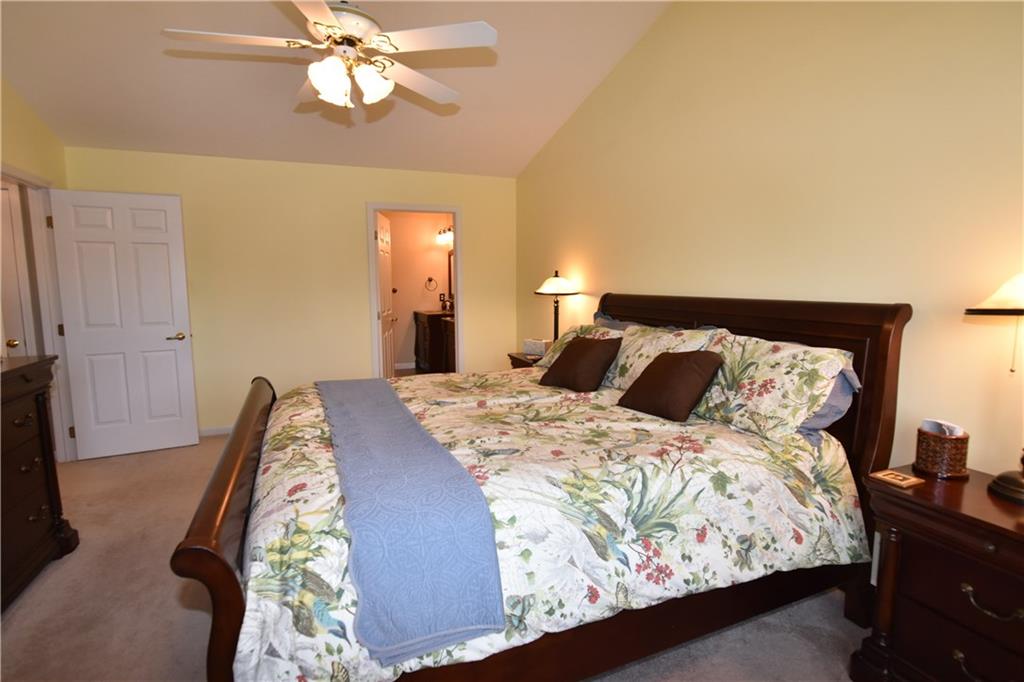 4415 River Road Columbus, IN 47203 - Photo 4 of 35