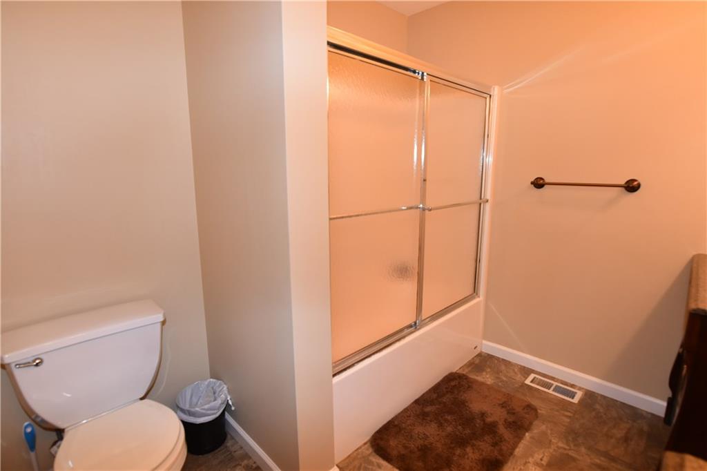 4415 River Road Columbus, IN 47203 - Photo 6 of 35