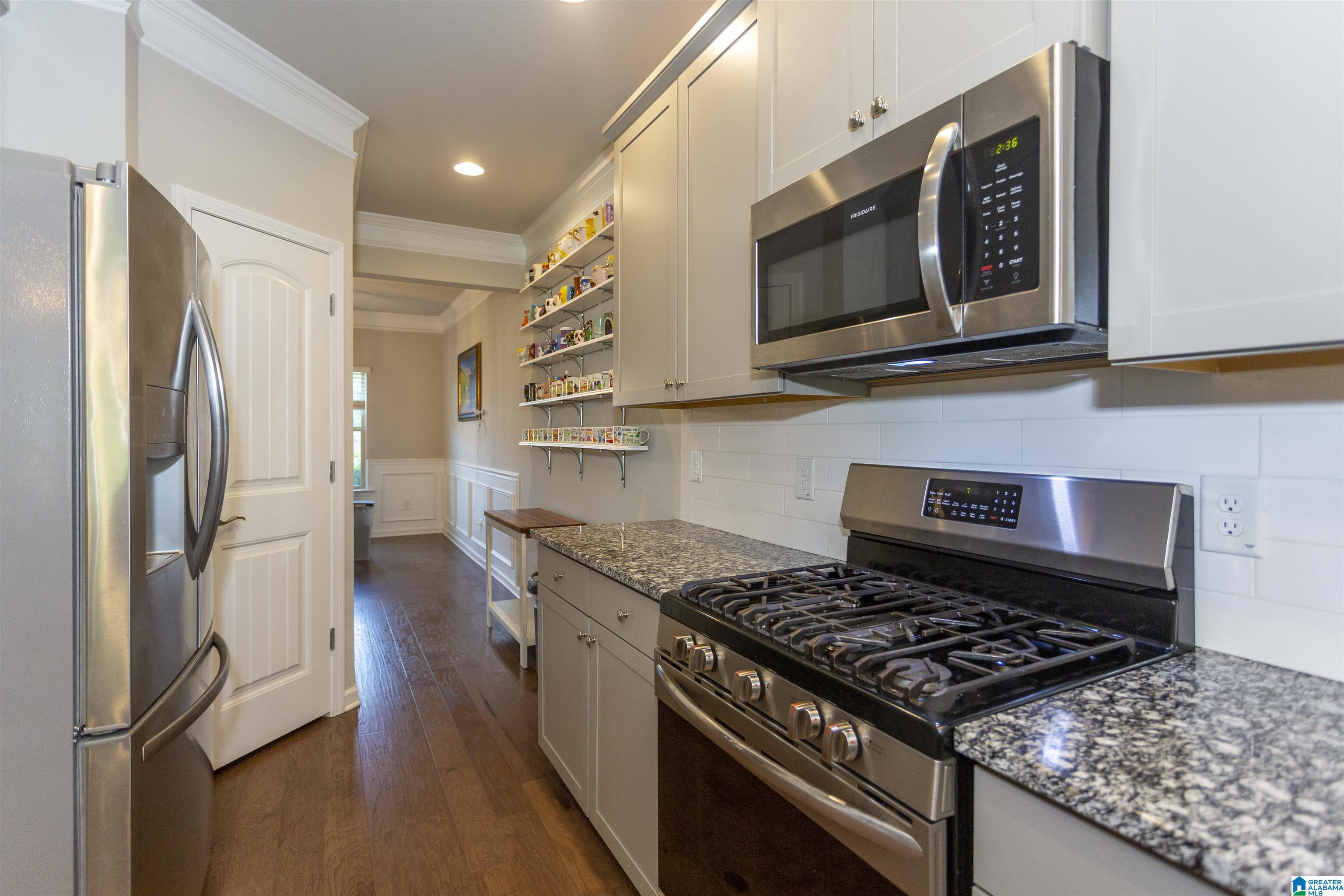 170 Lake Ridge Drive Trussville, AL 35173 - Photo 9 of 38