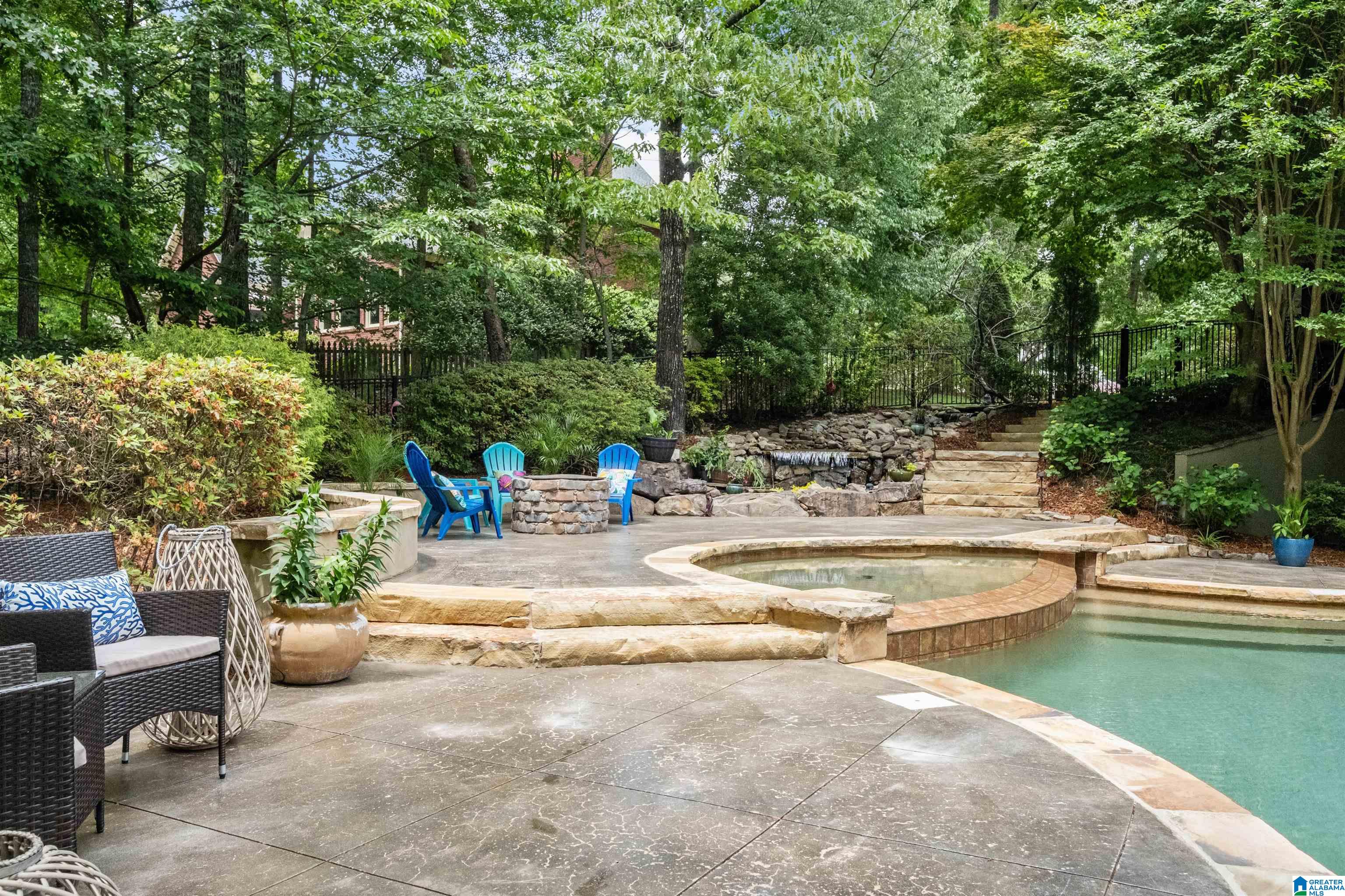 253 Cahaba Oaks Trail Pelham, AL 35124 - Photo 83 of 92