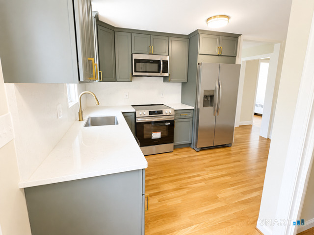 18 Norton Road East Windsor, CT 06016 - Photo 3 of 9