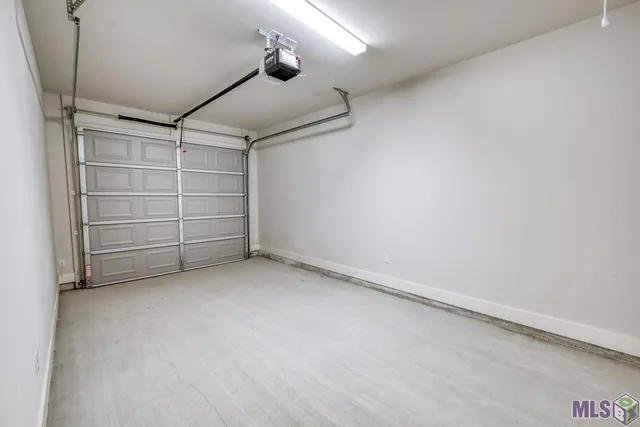 $1,725 | 8739 Lockhart Road, Unit 3F, Denham Springs, LA 70726