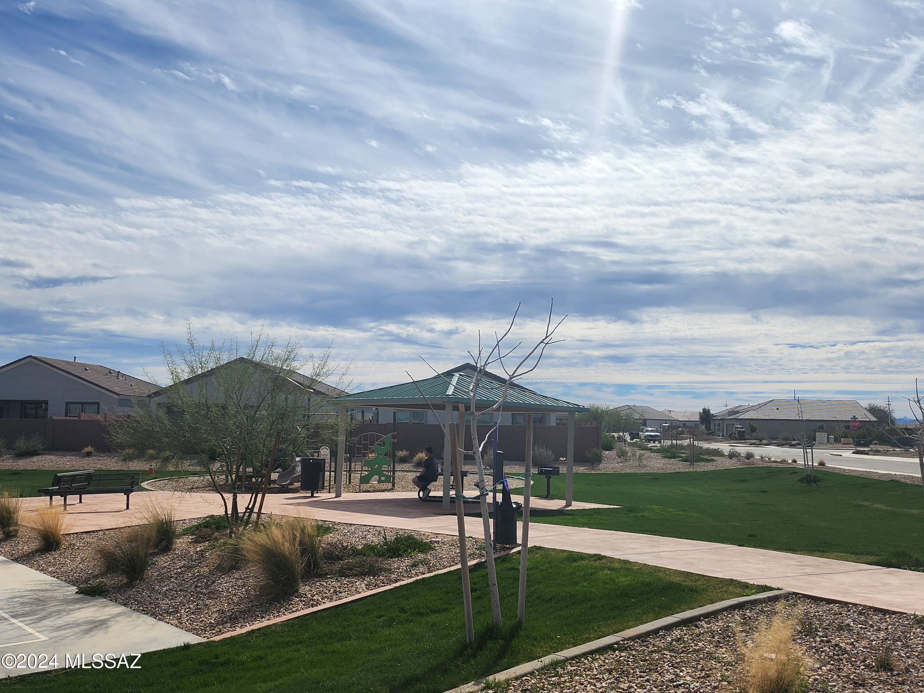 12496 West Barnett Road Marana, AZ 85653 - Photo 7 of 40