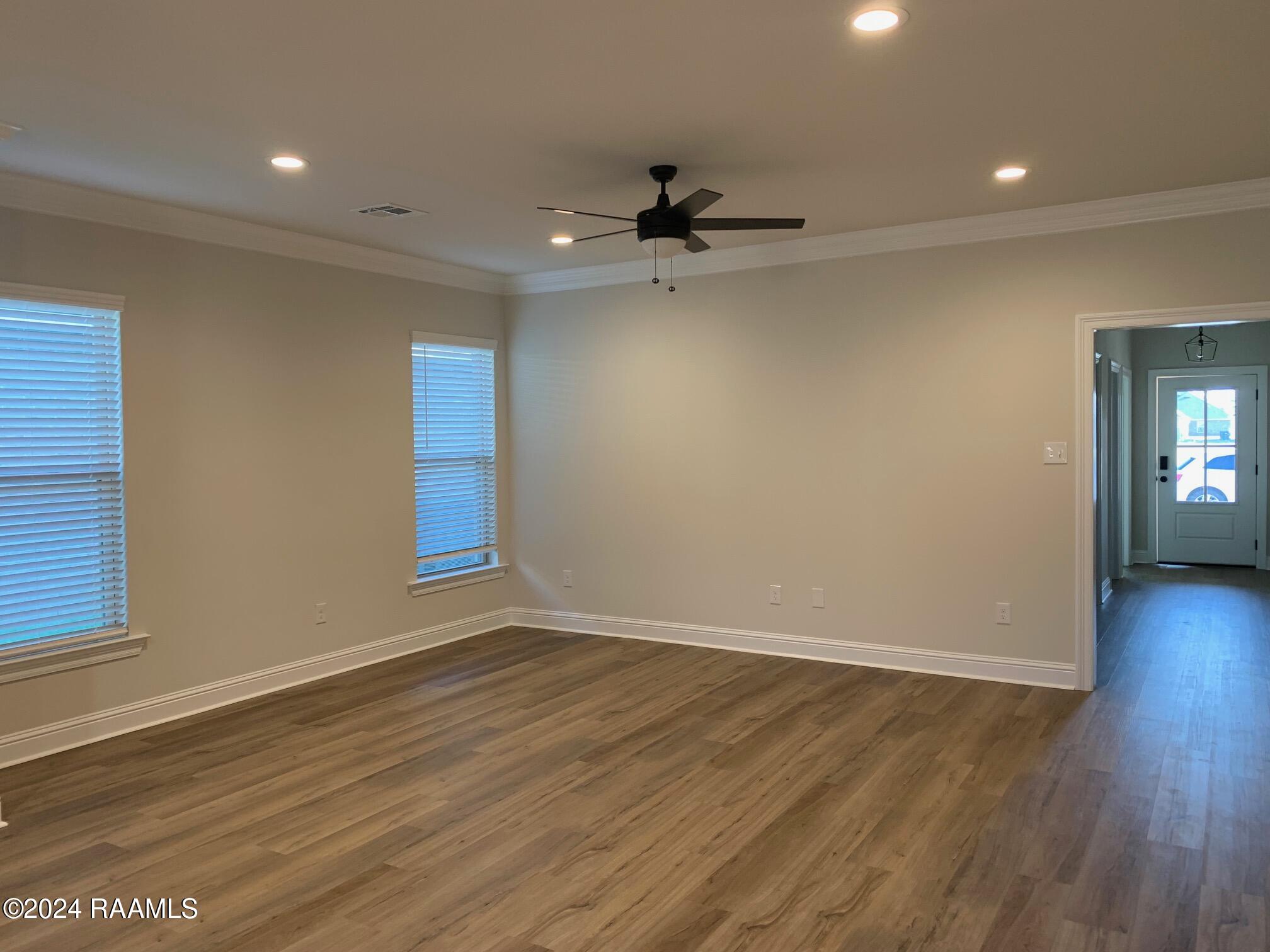 104 Lotus Lane Broussard, LA 70518 - Photo 3 of 6
