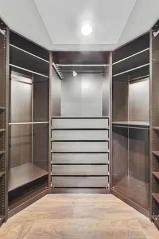 $6,200 | 2 East Erie Street, Unit 1905, Chicago, IL 60611