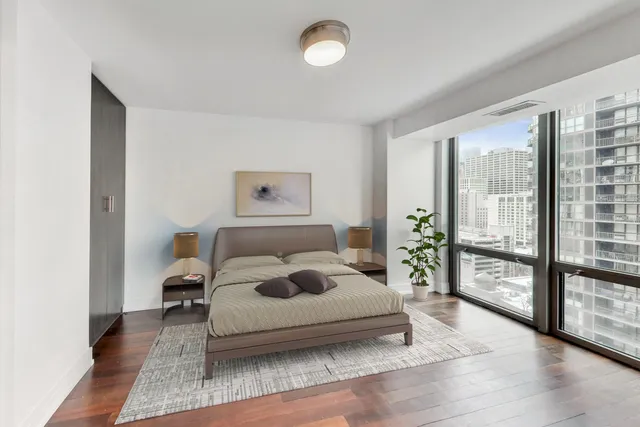 $6,200 | 2 East Erie Street, Unit 1905, Chicago, IL 60611