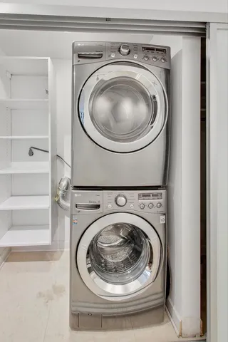 $6,200 | 2 East Erie Street, Unit 1905, Chicago, IL 60611