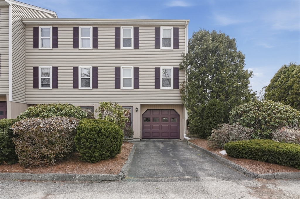 67 Providence Road, Unit 1 Grafton, MA 01519 - Photo 32 of 34