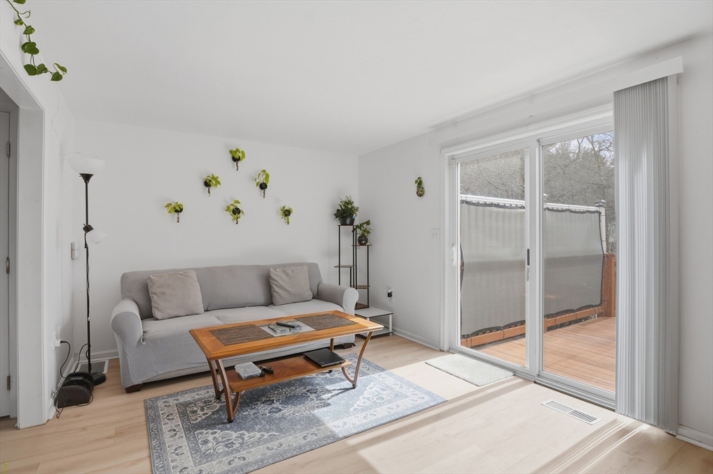 67 Providence Road, Unit 1 Grafton, MA 01519 - Photo 5 of 34