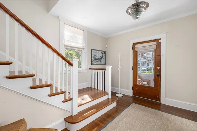 $6,000 | 26 Narragansett Avenue, Newport, RI 02840