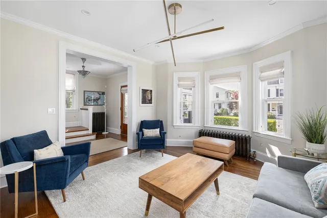 $6,000 | 26 Narragansett Avenue, Newport, RI 02840