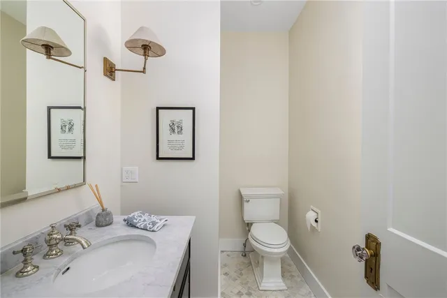 $6,000 | 26 Narragansett Avenue, Newport, RI 02840