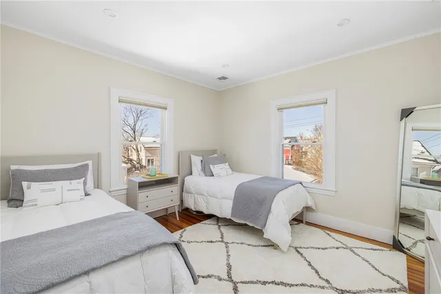 $6,000 | 26 Narragansett Avenue, Newport, RI 02840