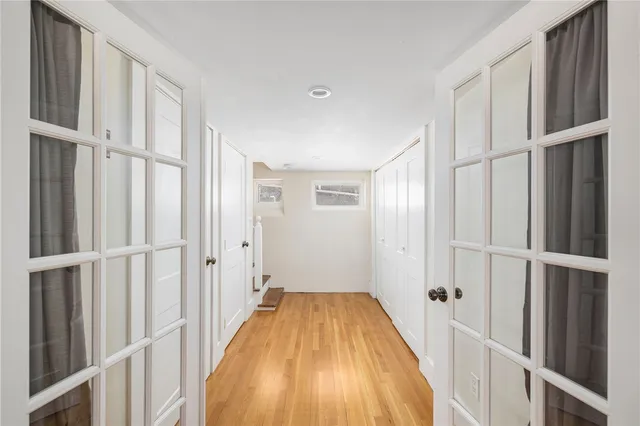 $6,000 | 26 Narragansett Avenue, Newport, RI 02840