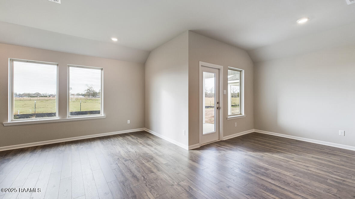 127 Lake Ridge Drive Broussard, LA 70518 - Photo 7 of 30 127 Lake Ridge Drive, Broussard, LA