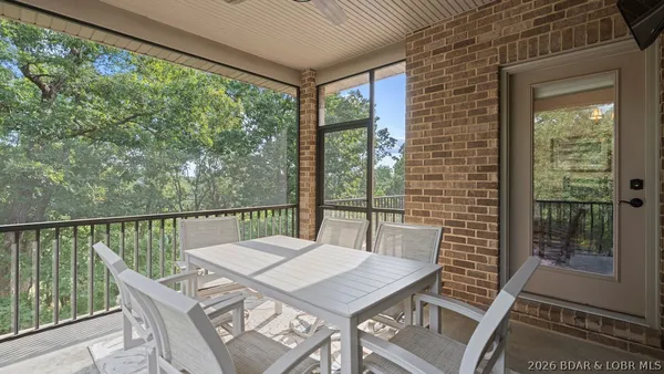 $775,000 | 30780 Timberlake Village Circle, Rocky Mount, MO 65072
