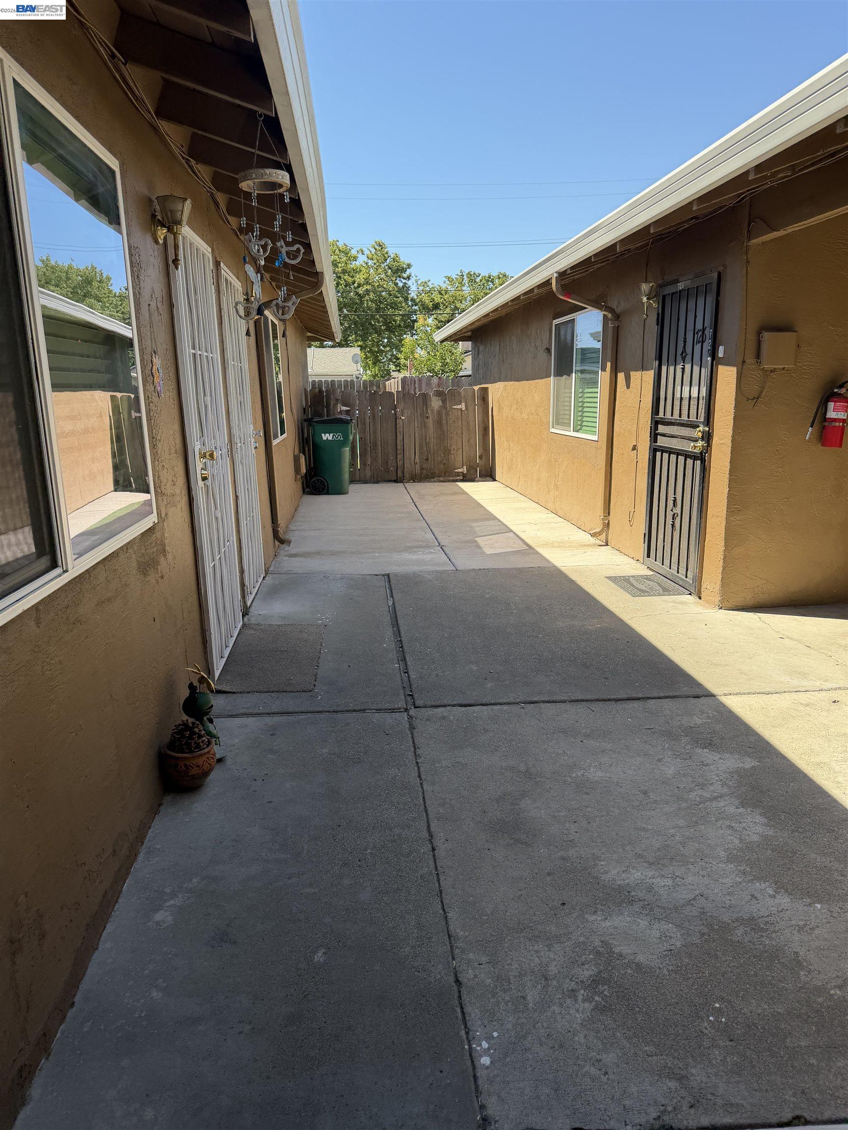 722 East Swain Road Stockton, CA 95207 - Photo 2 of 19